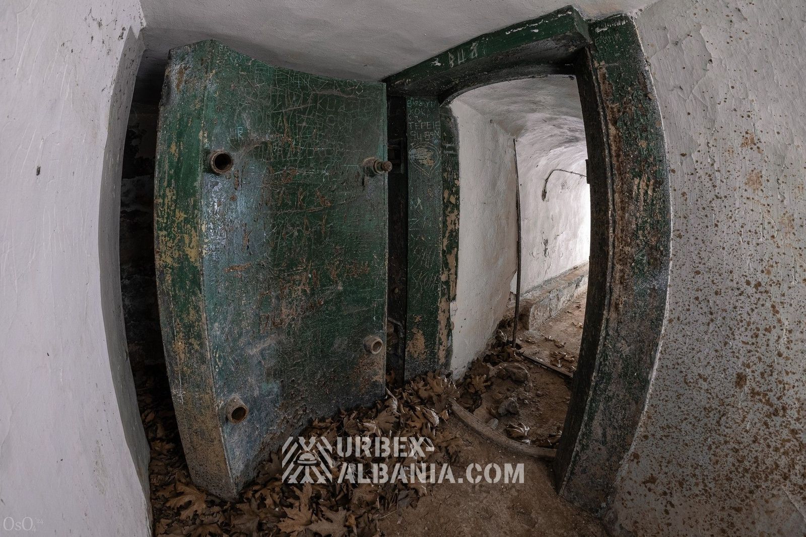 Ancien bunker du commandement de l'armée