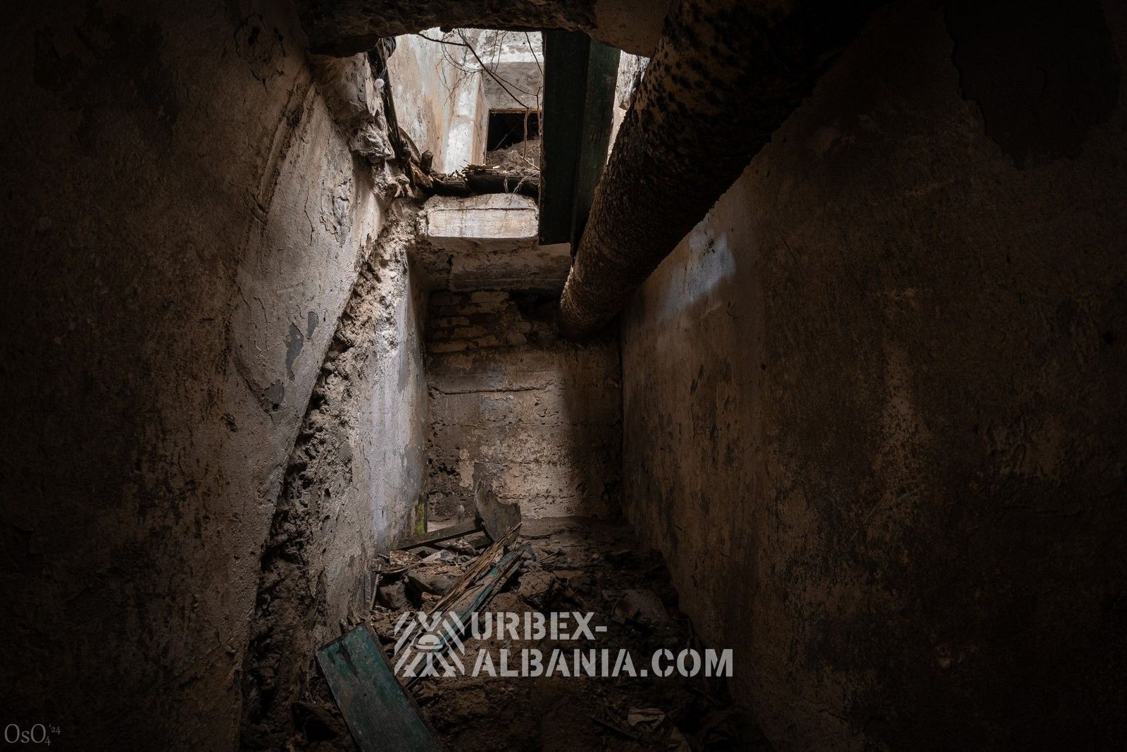 Ancien bunker du commandement de l'armée