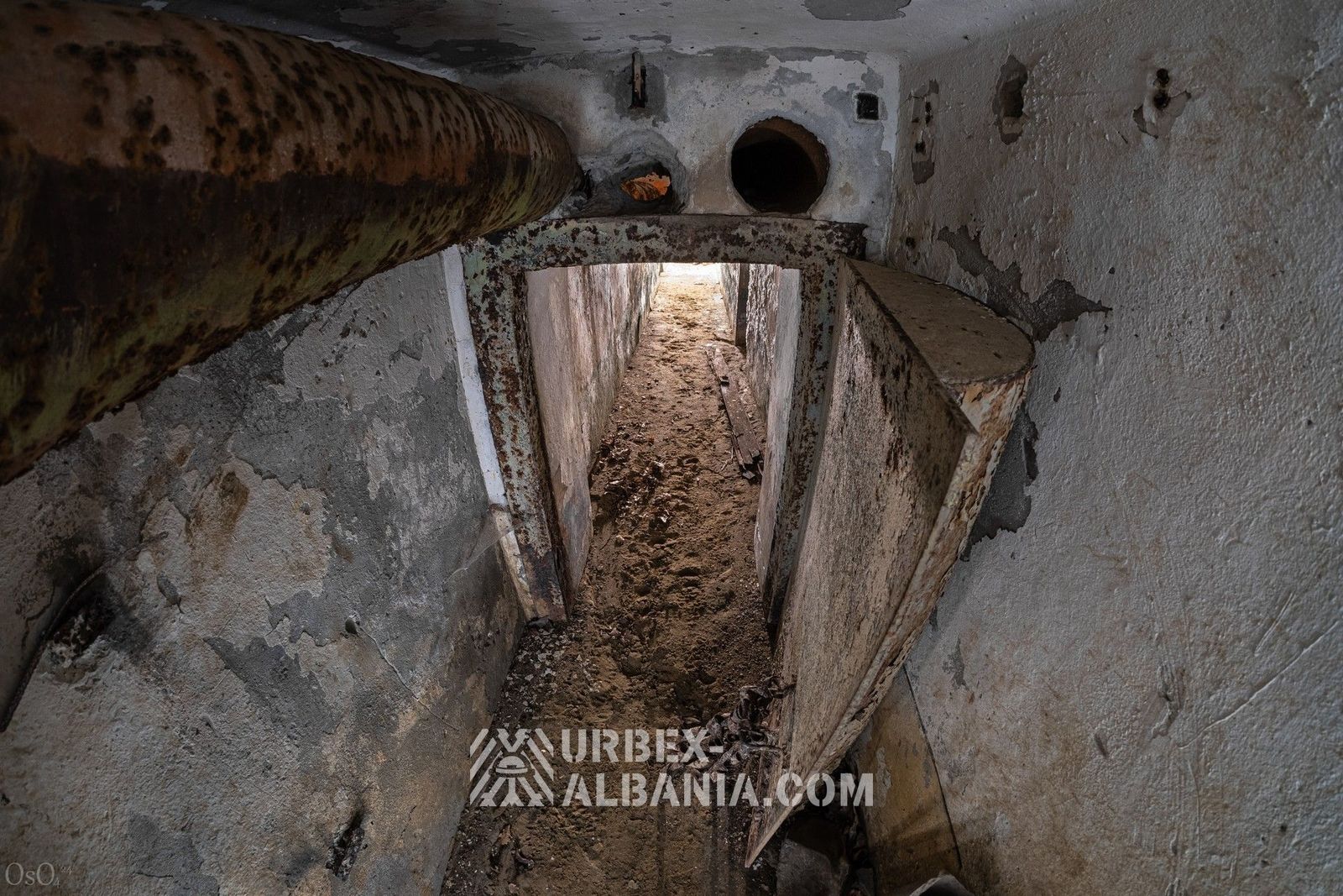 Ancien bunker du commandement de l'armée