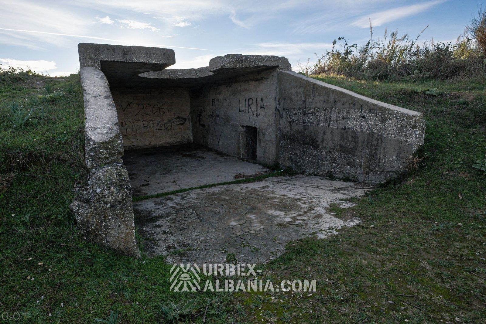 Postazione di Difesa Aerea F-NS con Bunker