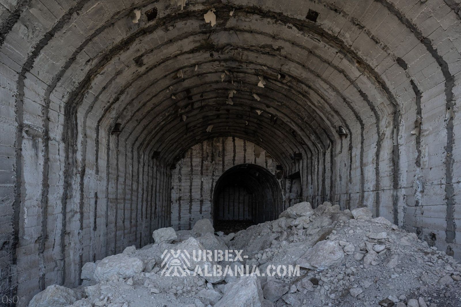 Bunker Vide et Spacieux