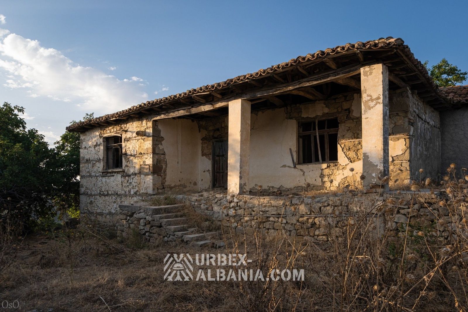 Abandoned Village T-UP