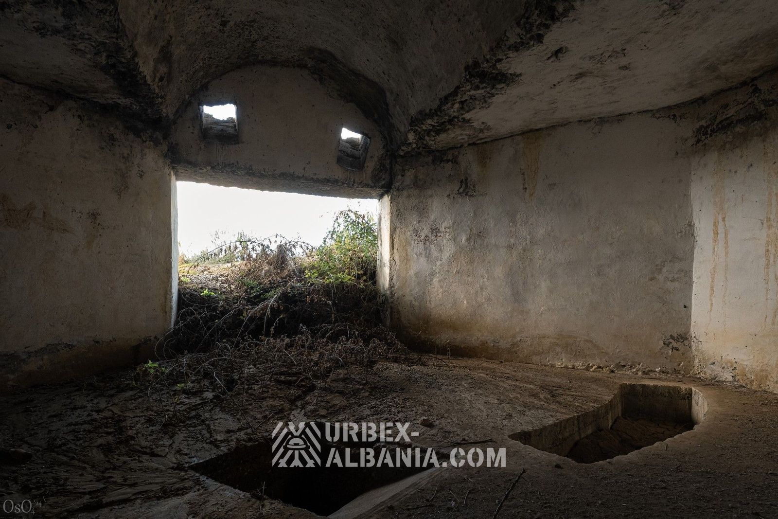 Bunkry Artylerii Przybrzeżnej T-QJ z Tunelami