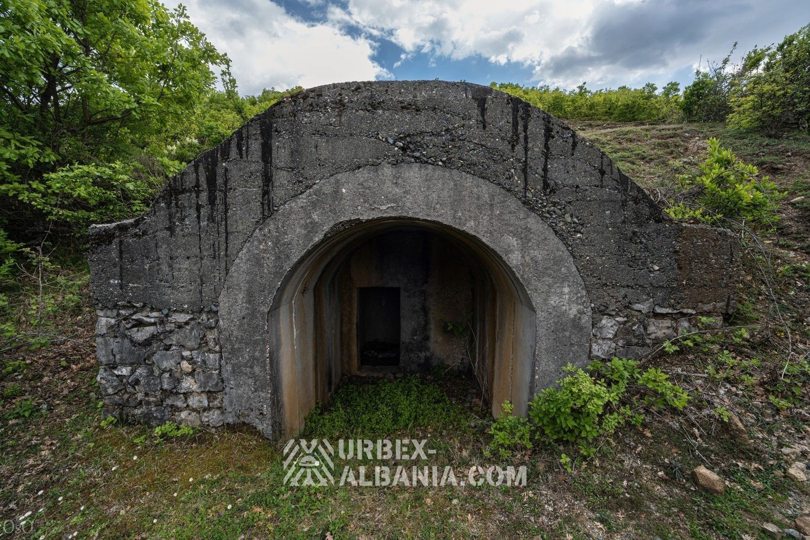 Drobné skladovací bunkry