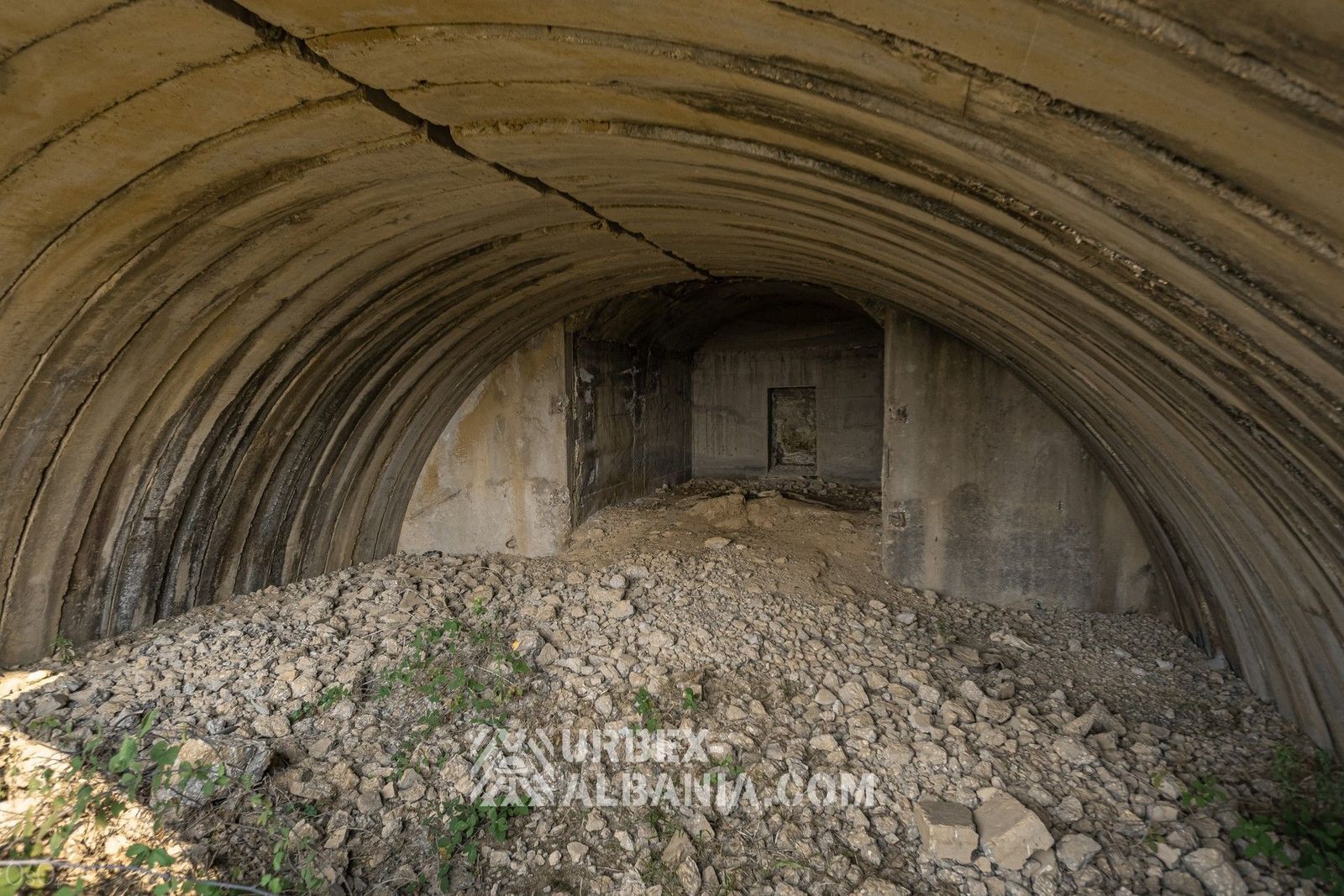 Bunkerët e Artilerisë T-LR përgjatë Kodrës