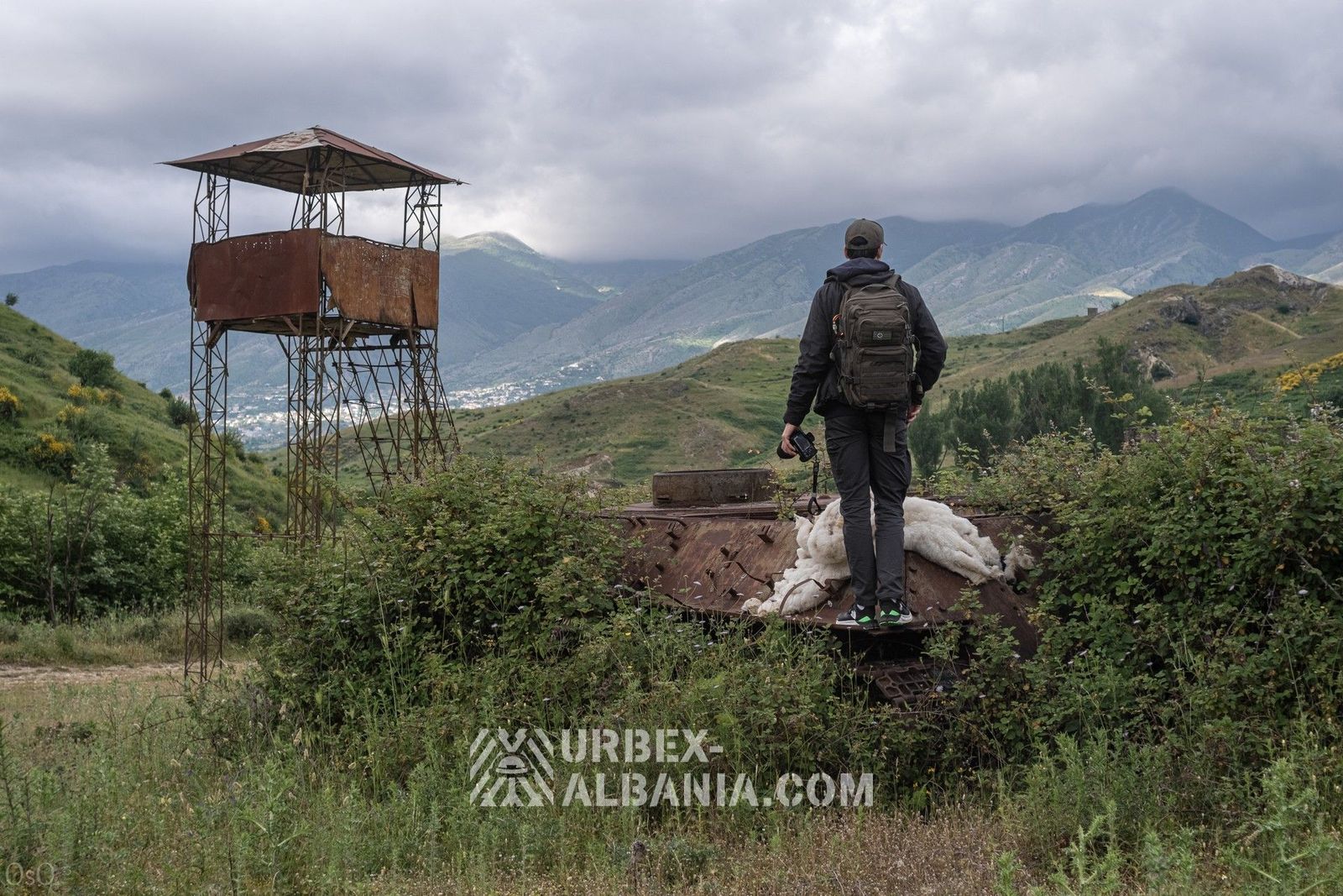 Baza e Tankeve me Garazhe Nëntokësore G