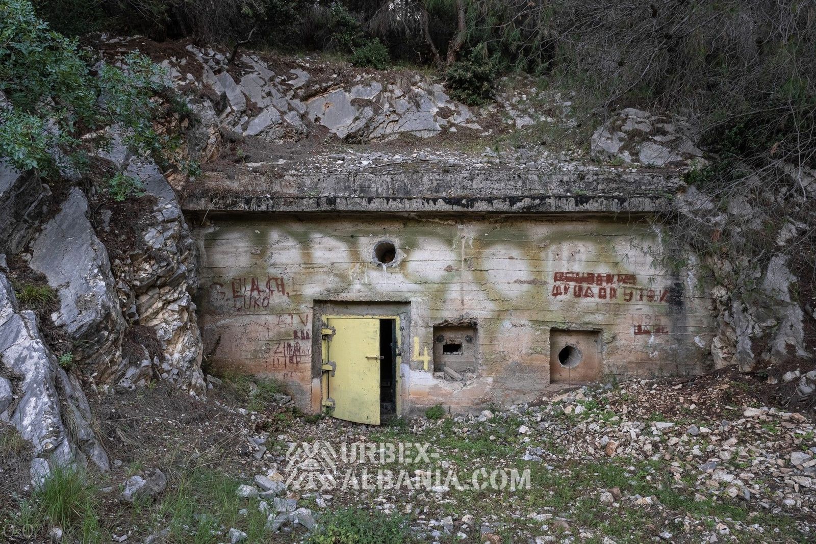 Lagertunnel B-HM mit Druckschutztüren