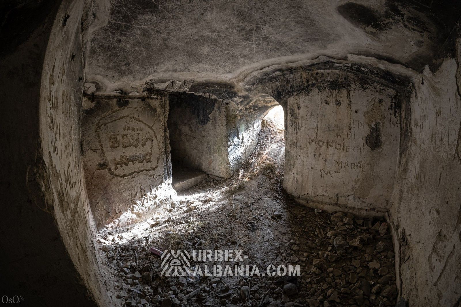 Bunker T-TK mit zwei MG-Ständen und Treppengang