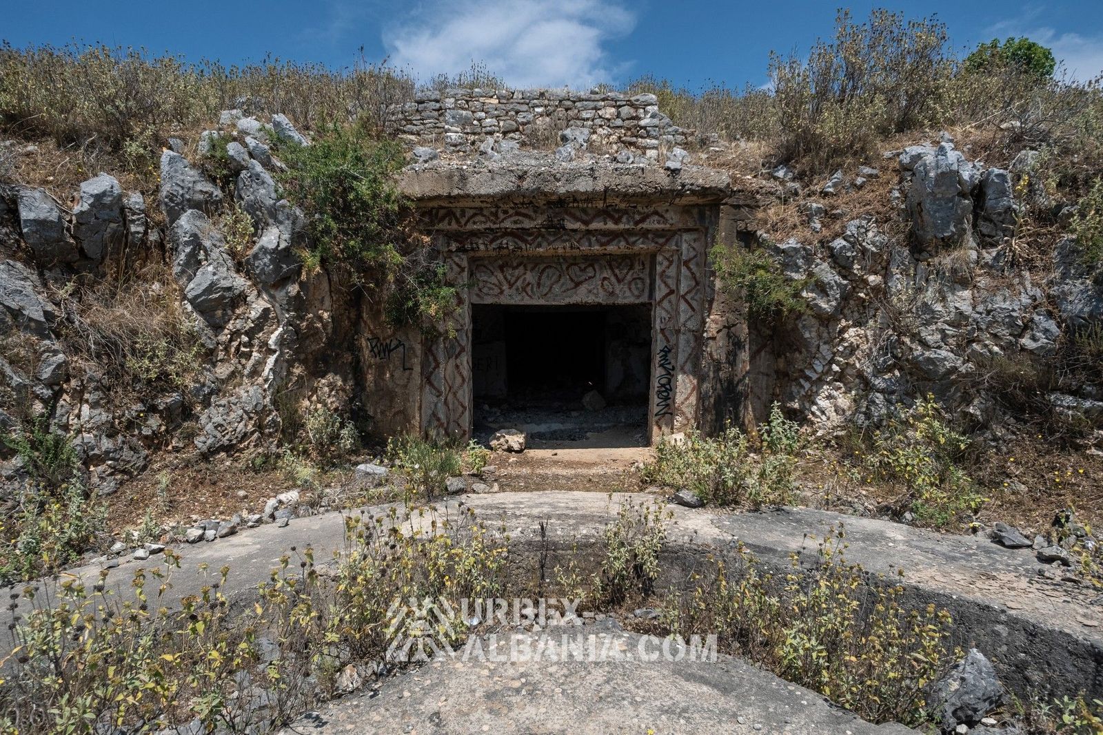 Búnkeres de Artillería Costera V-WW con Túneles bajo el Castillo