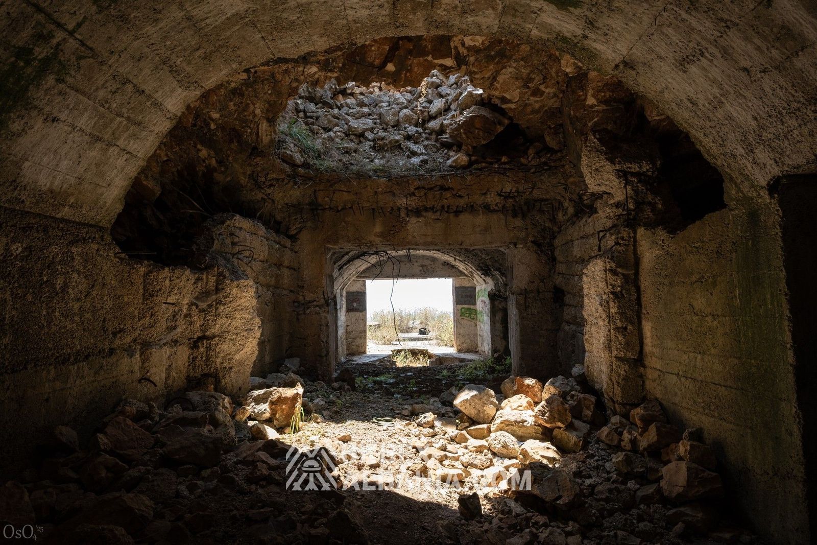 Búnkeres de Artillería Costera V-WW con Túneles bajo el Castillo