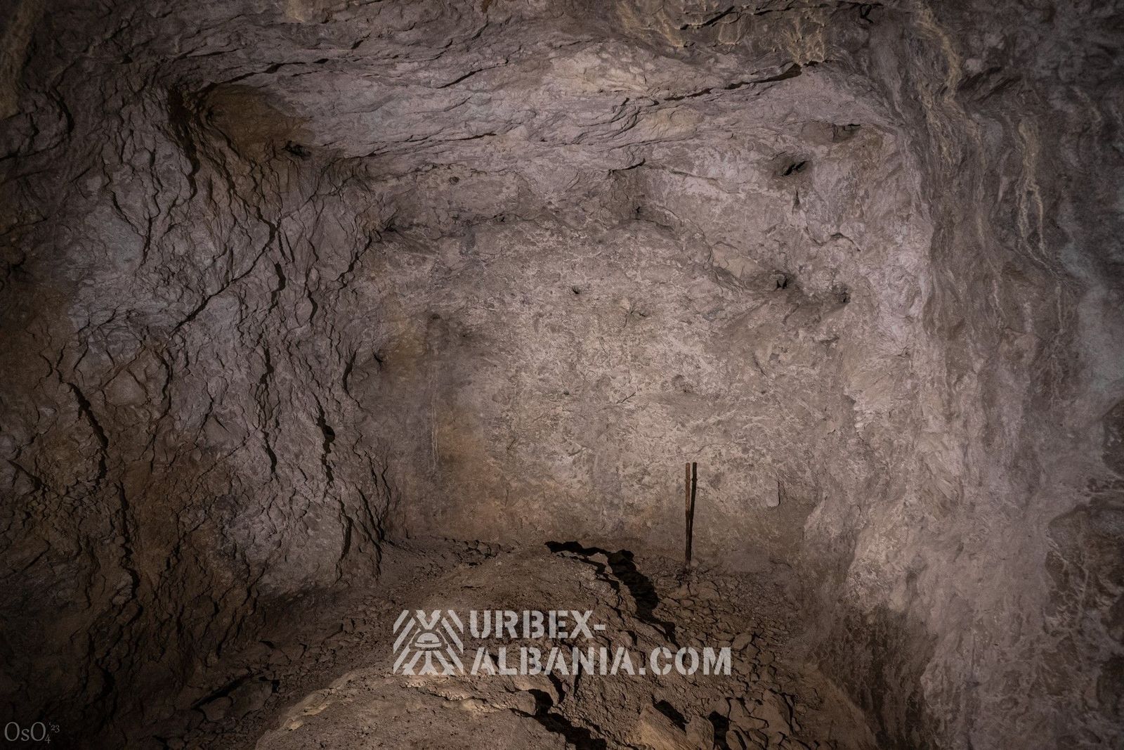 Bunkers d'Artillerie T-BL avec Tunnels